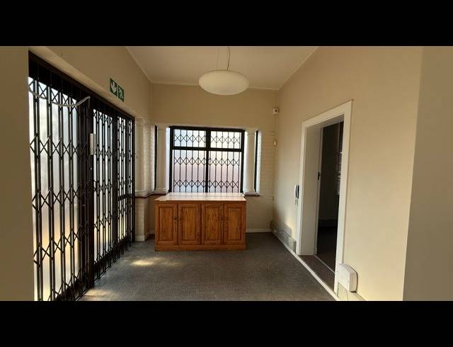 180M² OFFICE TO LET IN MORNINGSIDE